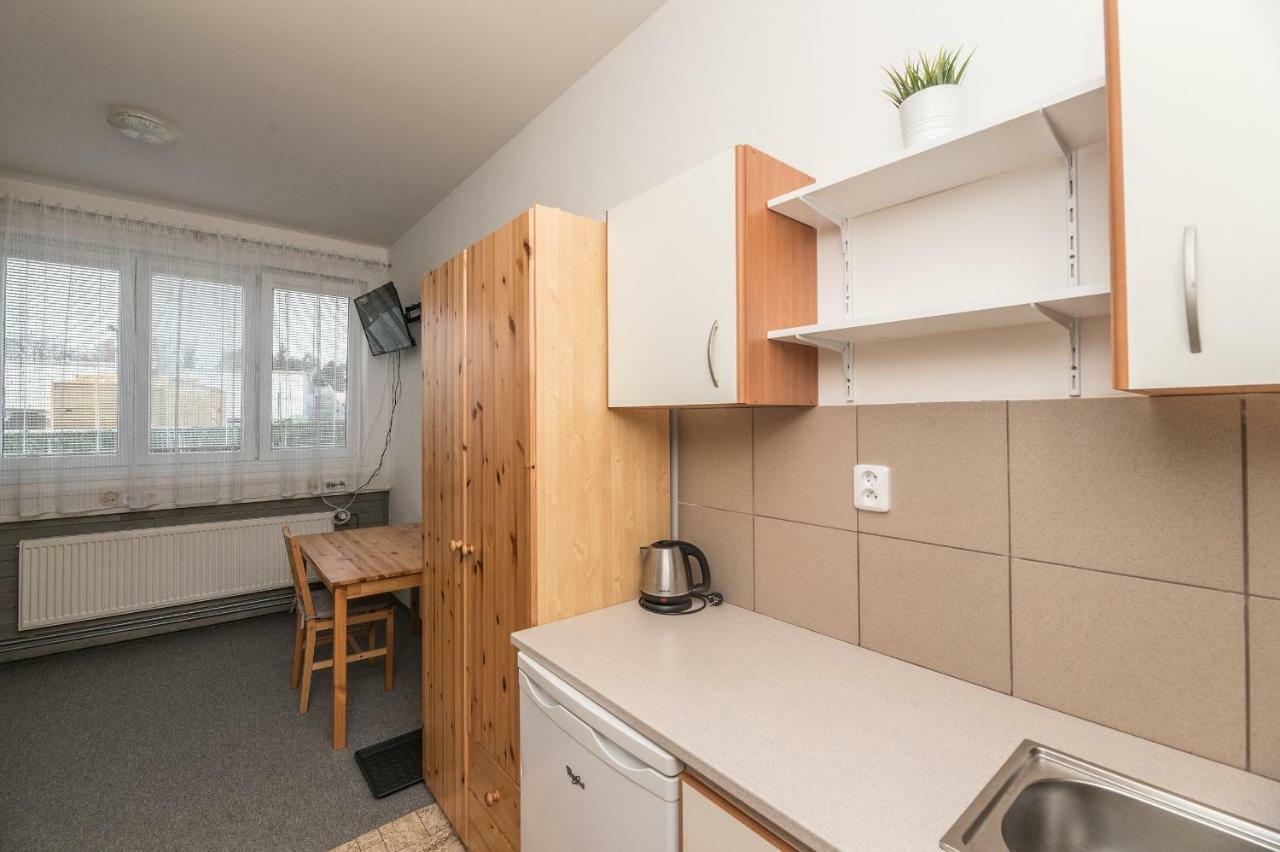 Apartmany Premyslova Hradec Králové Екстериор снимка
