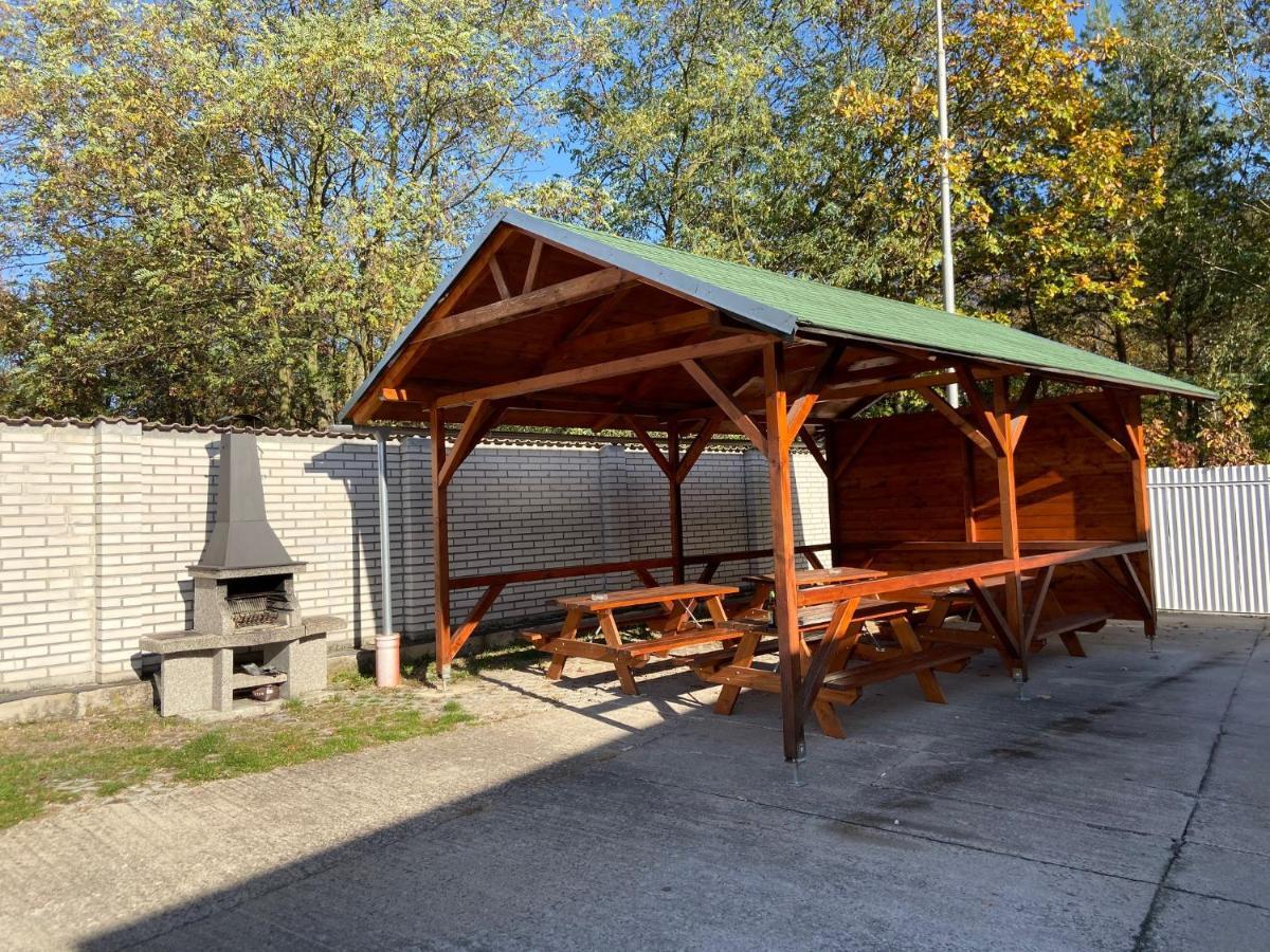 Apartmany Premyslova Hradec Králové Екстериор снимка